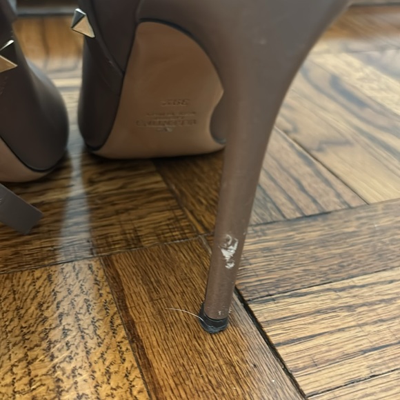 VALENTINO GARAVANI Calfskin Rockstud Double Buckle 100mm Ankle Boots Nocciola - Picture 8 of 9